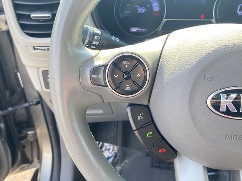 Used 2018 Kia Soul EV-e image 22