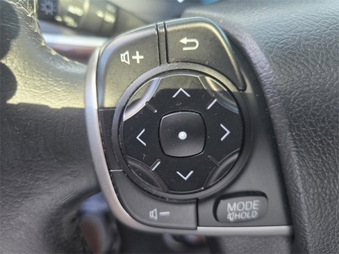 Used 2014 Toyota Camry XLE image 26
