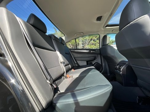 Used 2017 Subaru Legacy 2.5i Limited image 13