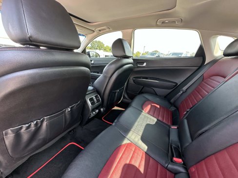 Used 2020 Kia Optima SX image 18