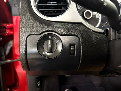 Used 2013 Ford Mustang GT Premium w/ Brembo Brake Pkg image 11