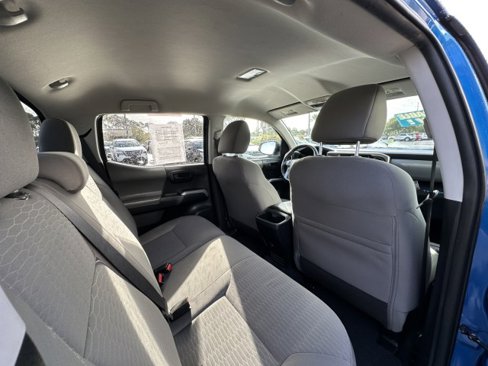 Used 2016 Toyota Tacoma TRD Sport image 22