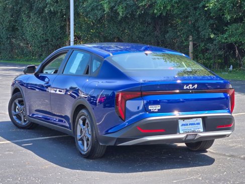 Used 2025 Kia K4 LXS image 12