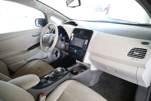 Used 2012 Nissan Leaf SV image 15