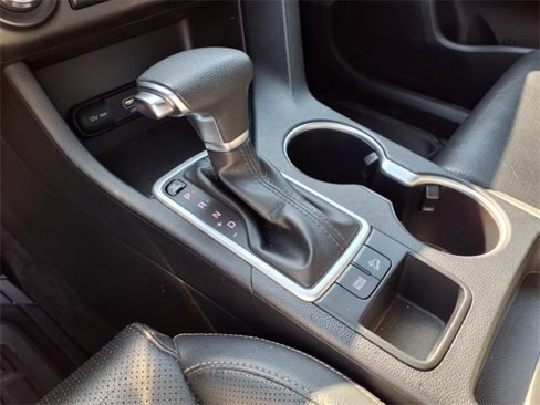 Used 2022 Kia Sportage Nightfall Edition image 9