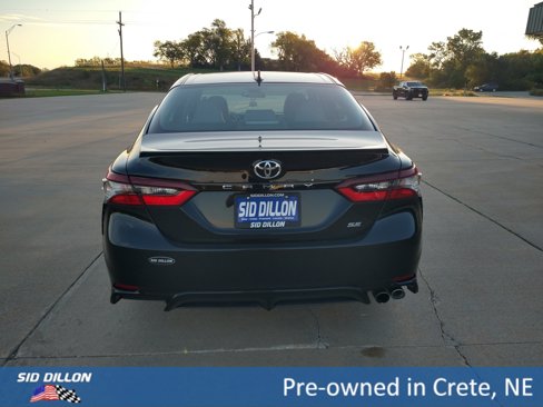 Used 2023 Toyota Camry SE image 14