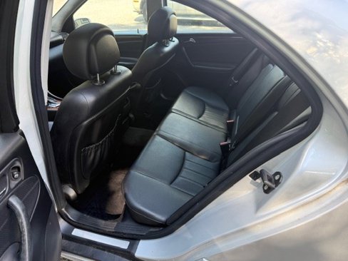 Used 2006 Mercedes-Benz C 280 4MATIC Sedan image 7