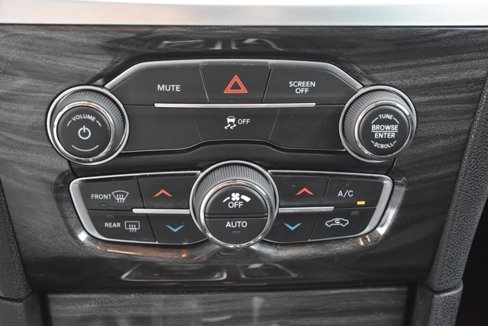 Used 2020 Chrysler 300 Touring w/ Driver Convenience Group image 25