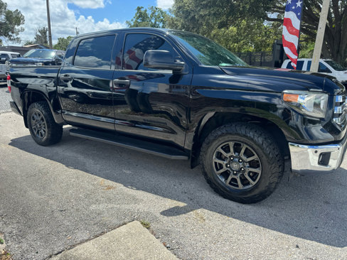 Used 2021 Toyota Tundra SR5 w/ Trail Edition image 3