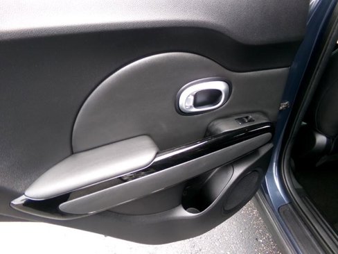 Used 2016 Kia Soul ! image 26