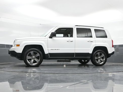 Used 2015 Jeep Patriot High Altitude image 38
