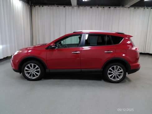 Used 2016 Toyota RAV4 Limited image 8