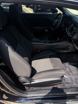 Used 2018 Dodge Challenger SXT w/ Driver Convenience Group image 16