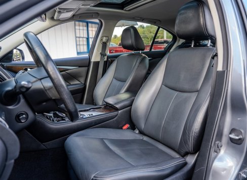 Used 2016 INFINITI Q50 3.0t Premium w/ Driver Assistance Package image 26