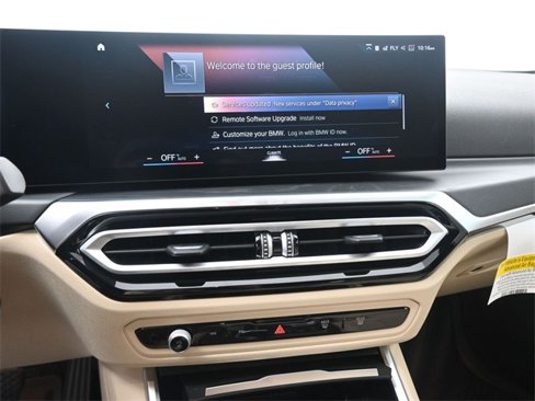 New 2024 BMW 330i Sedan w/ Convenience Package image 3
