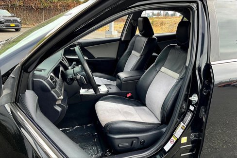 Used 2012 Toyota Camry SE image 21