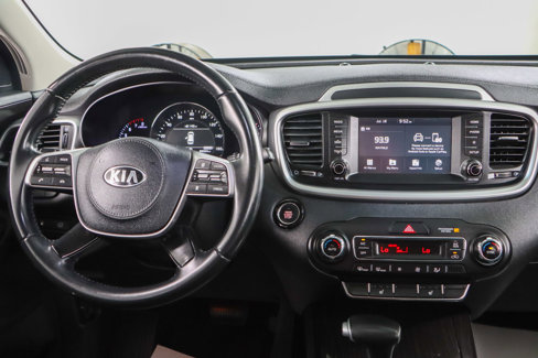 Used 2020 Kia Sorento EX image 17