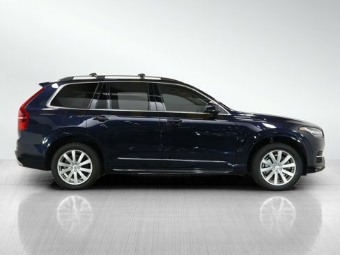 Used 2016 Volvo XC90 T6 Momentum w/ Momentum Plus Package image 6