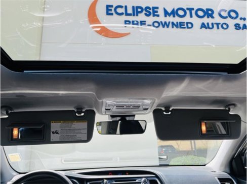 Used 2019 Toyota Highlander SE image 23