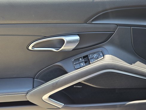 Certified 2024 Porsche 718 Cayman image 30