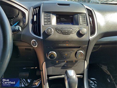 Certified 2017 Ford Edge SE image 14