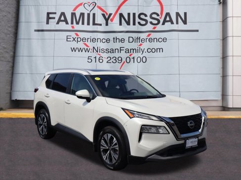 Certified 2022 Nissan Rogue SV w/ SV Premium Package image 1