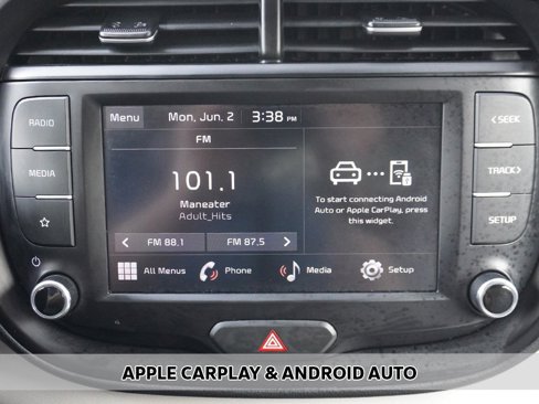 Used 2022 Kia Soul LX image 4