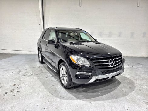 Used 2015 Mercedes-Benz ML 350 4MATIC image 3