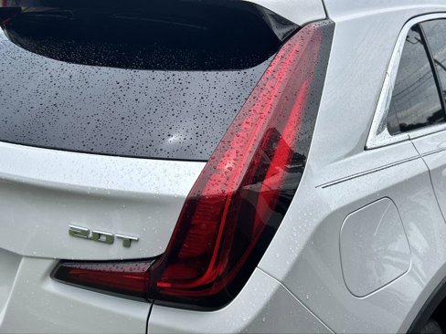 Used 2019 Cadillac XT4 Premium Luxury w/ Cold Weather Package image 8