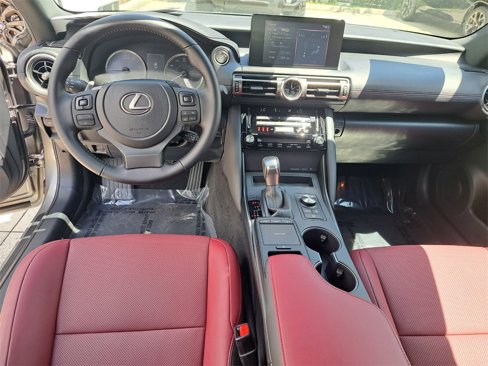 Used 2022 Lexus IS 300 image 11
