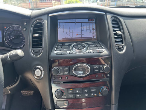 Used 2017 INFINITI QX50 2WD image 9