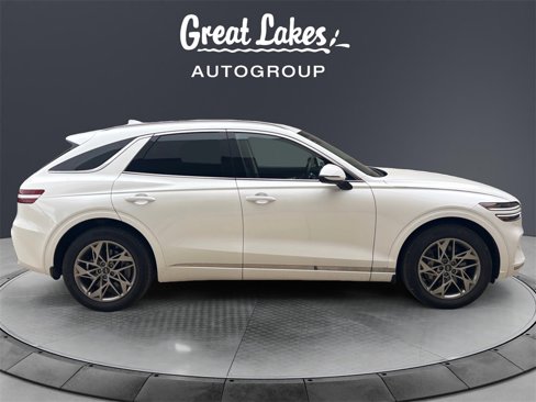 Used 2025 Genesis GV70 2.5T w/ Select Package image 6