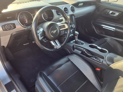 Used 2022 Ford Mustang Premium image 6