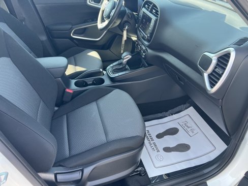 Used 2024 Kia Soul LX w/ Option Group 015 image 35
