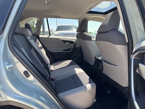 Used 2019 Toyota RAV4 XLE image 13