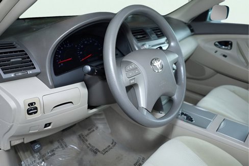 Used 2010 Toyota Camry image 17