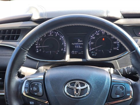 Used 2015 Toyota Avalon XLE Premium image 11