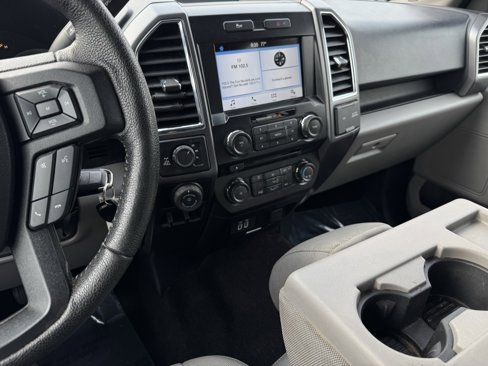 Used 2016 Ford F150 XLT w/ Equipment Group 302A Luxury image 14