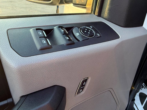 Used 2019 Ford F250 XL w/ Power Equipment Group image 18