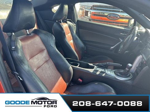 Used 2014 Scion FR-S image 4
