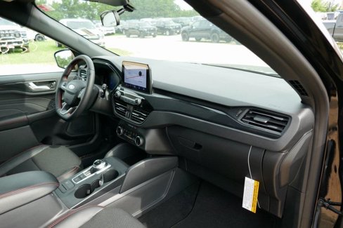 New 2025 Ford Escape ST-Line Elite image 10