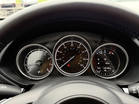 Used 2021 MAZDA CX-5 Touring image 21