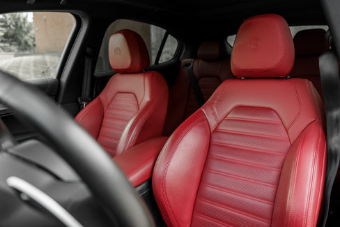 Used 2024 Alfa Romeo Stelvio Veloce image 20