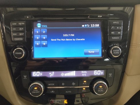 Used 2017 Nissan Rogue SL w/ SL Premium Package image 25