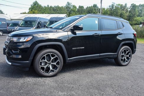 New 2025 Jeep Compass Limited w/ Sun and Sound Group image 7