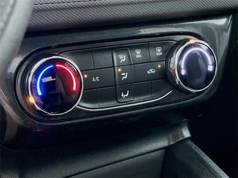 Used 2025 Chevrolet TrailBlazer LT w/ Driver Confidence Package image 18