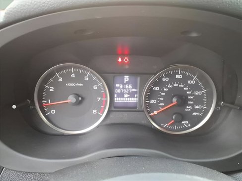 Used 2017 Subaru Crosstrek 2.0i Premium image 7