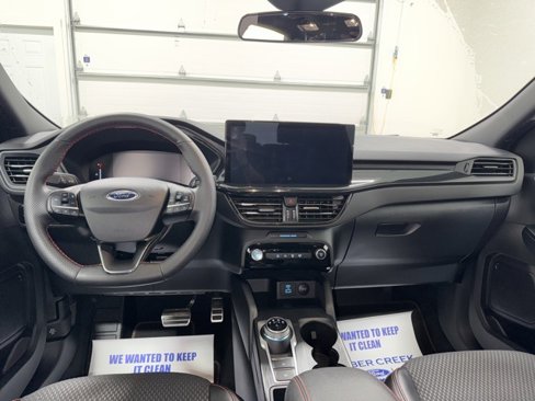 Used 2023 Ford Escape ST-Line w/ Tech Pack #1 image 9