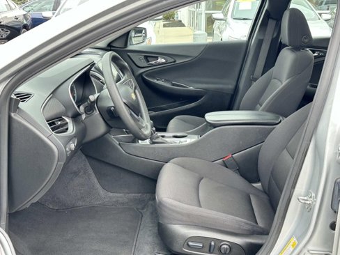 Used 2022 Chevrolet Malibu LT image 11