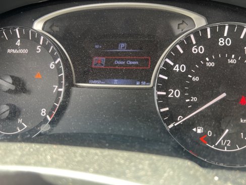 Used 2020 Nissan Pathfinder S image 10